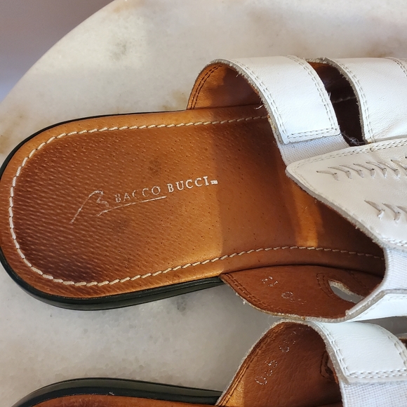 Bacco Bucci Men\'s white slip on Sandals IMG_4551__04650.1577122404.500  main image 2